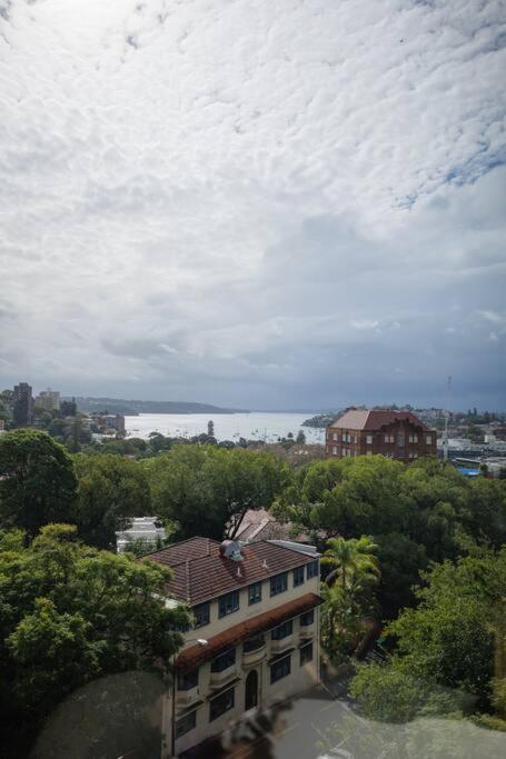 2 Bedroom Water Views Edgecliff Harbour