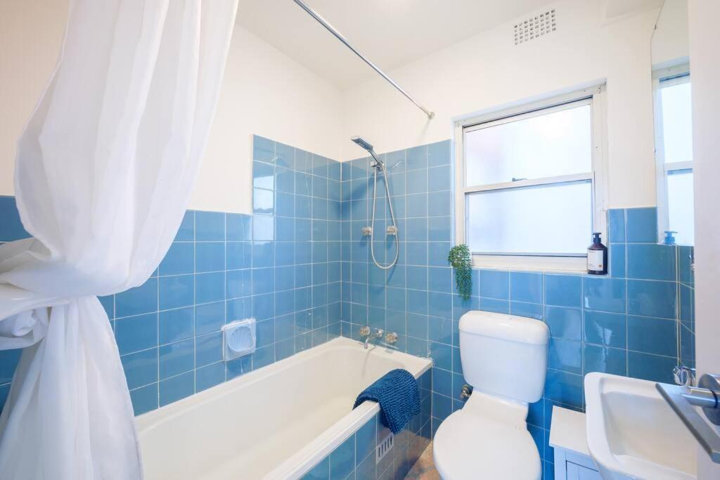 2 Bedroom Water Views Edgecliff Harbour